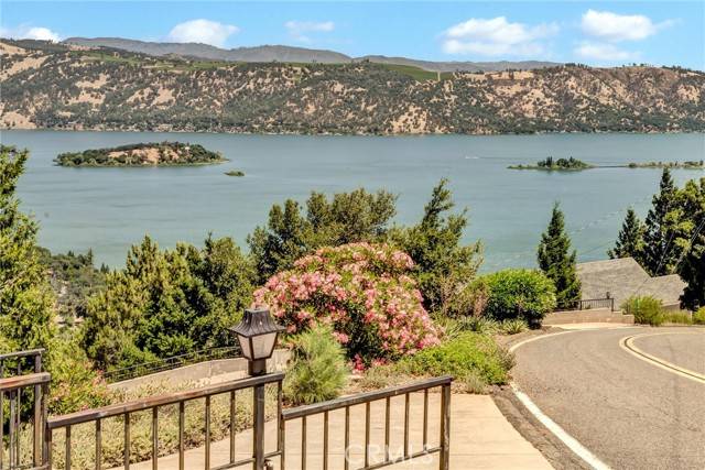 8202 N Heights Drive, Kelseyville, CA 95451
