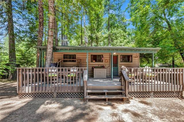 10455 Loch Lomond Road, Cobb, CA 95461