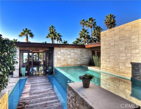 2495 Riviera Drive, Laguna Beach, CA 92651