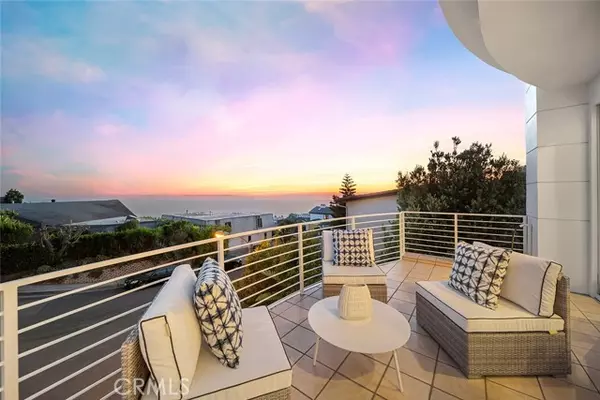 Laguna Beach, CA 92651,793 Barracuda Way