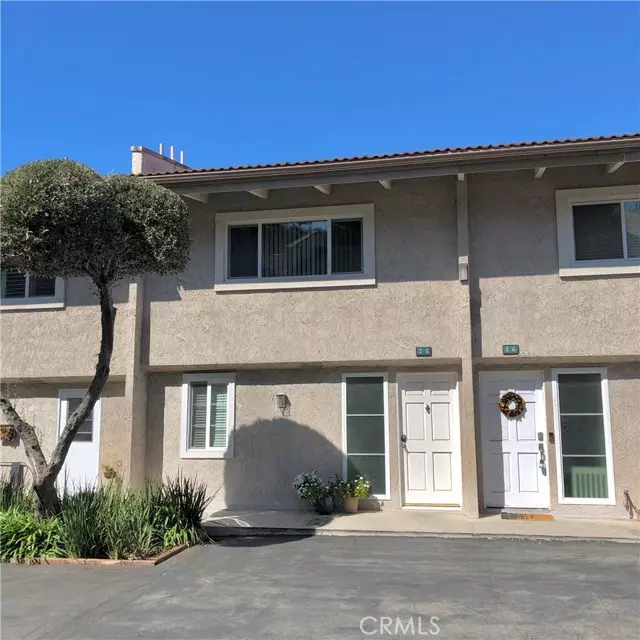 Laguna Niguel, CA 92677,23821 Hillhurst Drive #25