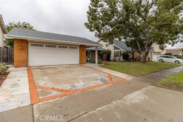 22971 Belquest Drive, Lake Forest, CA 92630