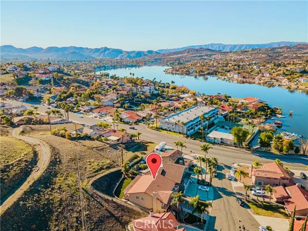 22571 Snow Water Place, Canyon Lake, CA 92587