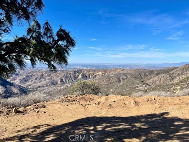 Silverado Canyon, CA 92676,1 N. Main Divide