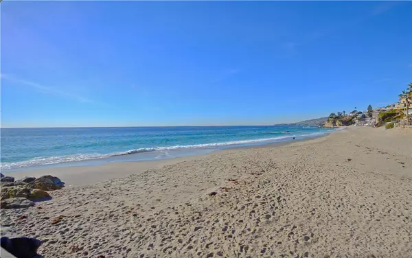 Laguna Beach, CA 92651,106 Blue Lagoon