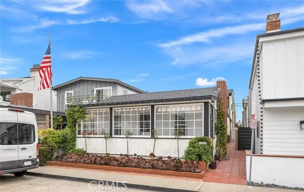 Newport Beach, CA 92662,204 Ruby Avenue