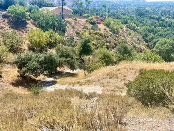 Glendora, CA 91741,445 Conifer