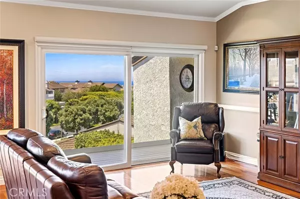 Corona Del Mar, CA 92625,17 White Cap Drive