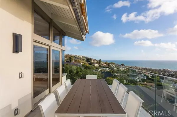 Laguna Beach, CA 92651,747 Bayview Place