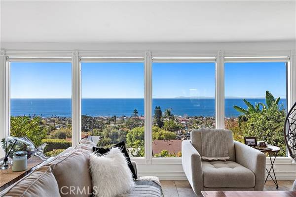 875 Coast View Drive, Laguna Beach, CA 92651