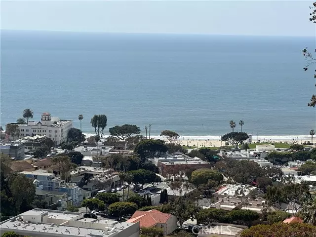 Laguna Beach, CA 92651,610 Mystic View