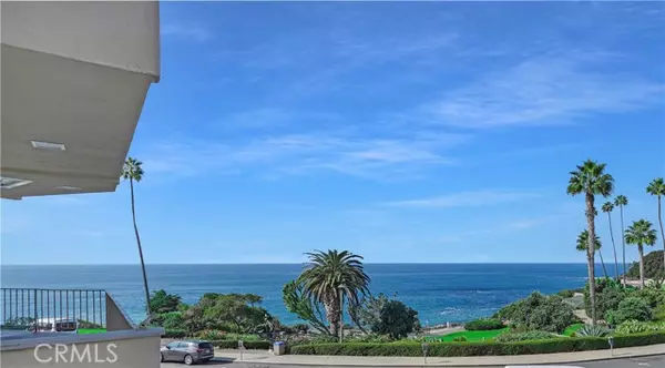 Laguna Beach, CA 92651,520 Cliff Drive #202