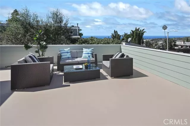 Laguna Beach, CA 92651,565 Park Avenue