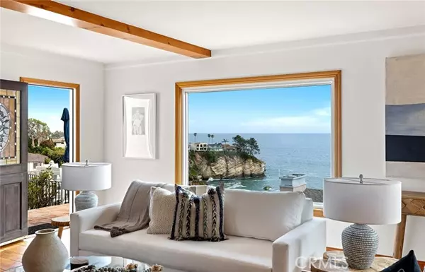 Laguna Beach, CA 92651,8 Bay Drive