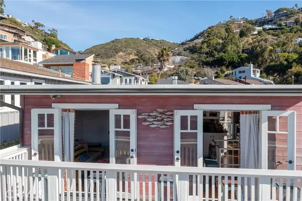 Laguna Beach, CA 92651,2790 Solana Way