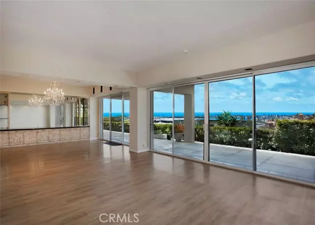 Corona Del Mar, CA 92625,1815 Galatea