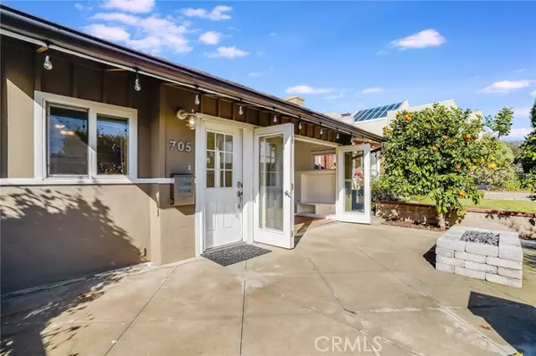 Corona Del Mar, CA 92625,705 Iris