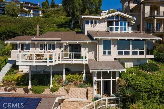 Laguna Beach, CA 92651,2108 Crestview Drive