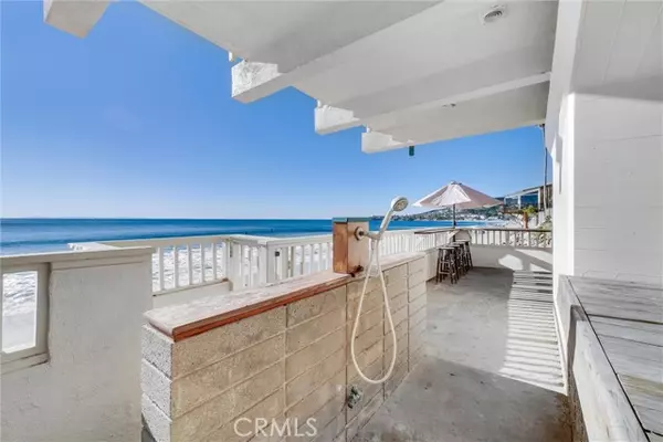 Laguna Beach, CA 92651,955 Gaviota Drive #C