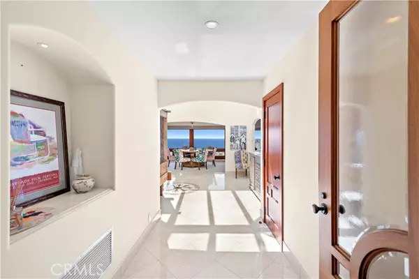 Laguna Beach, CA 92651,612 Allview Place