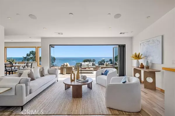 Laguna Beach, CA 92651,206 Grandview Street