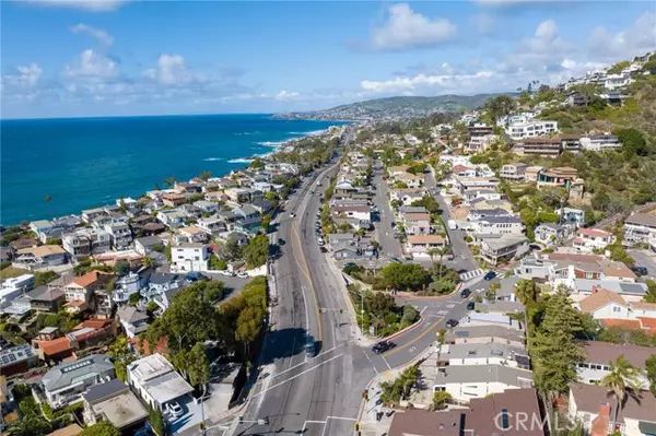 Laguna Beach, CA 92651,223 Nyes Place