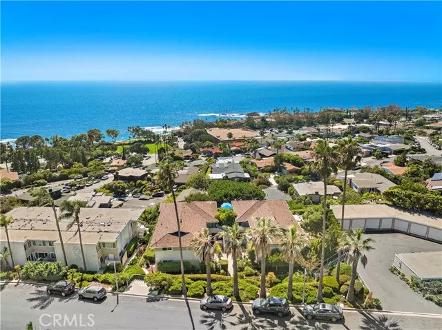 Laguna Beach, CA 92651,21662 Ocean Vista Drive #D