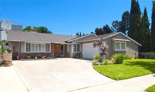 488 Ogle Street, Costa Mesa, CA 92627