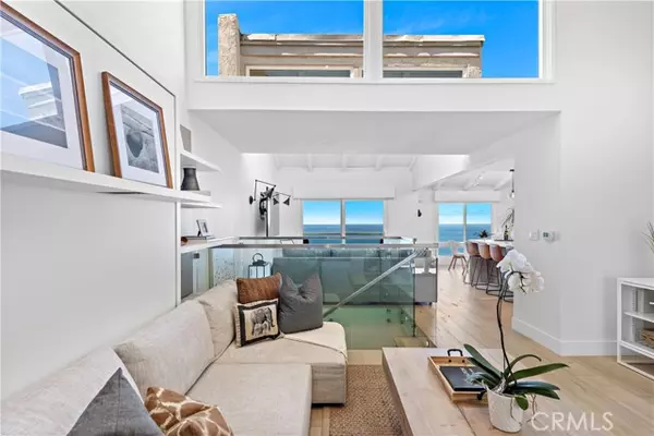 Laguna Beach, CA 92651,21625 Ocean Vista Drive #3