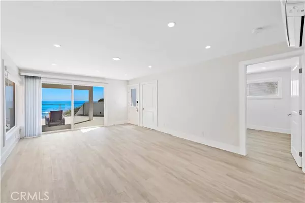 Laguna Beach, CA 92651,827 Cliff Drive