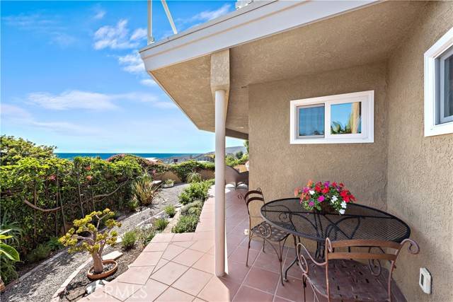 898 Buena Vista Way #Lower, Laguna Beach, CA 92651