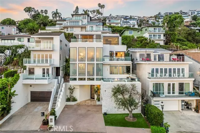 2492 Glenneyre Street, Laguna Beach, CA 92651