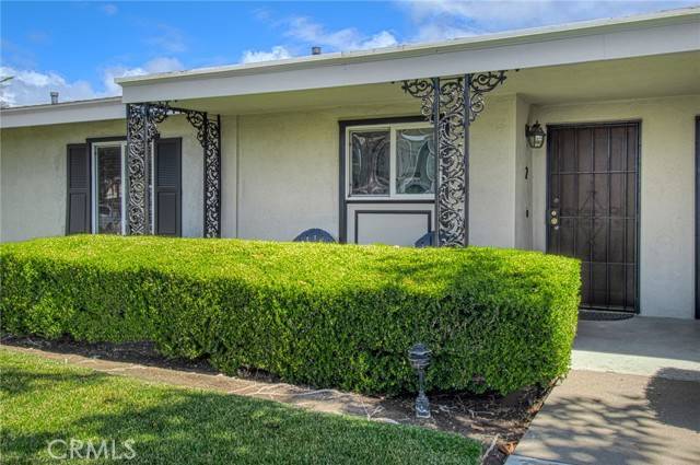 2400 Elden Avenue #2, Costa Mesa, CA 92627