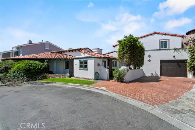 Laguna Beach, CA 92651,52 EMERALD BAY