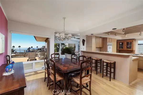 Laguna Beach, CA 92651,41 Emerald Bay