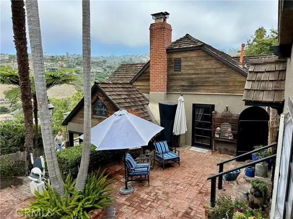 Laguna Beach, CA 92651,1048 Van Dyke Drive