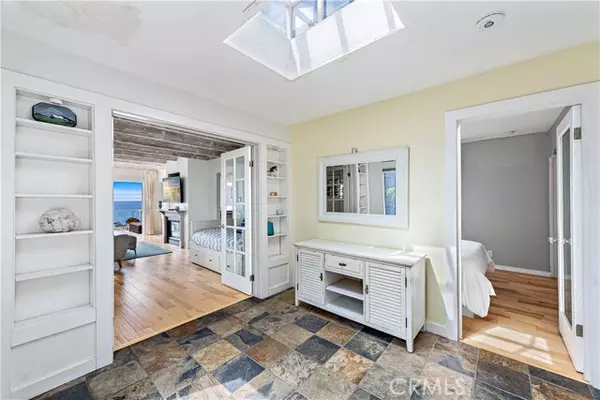 Laguna Beach, CA 92651,2873 Rounsevel