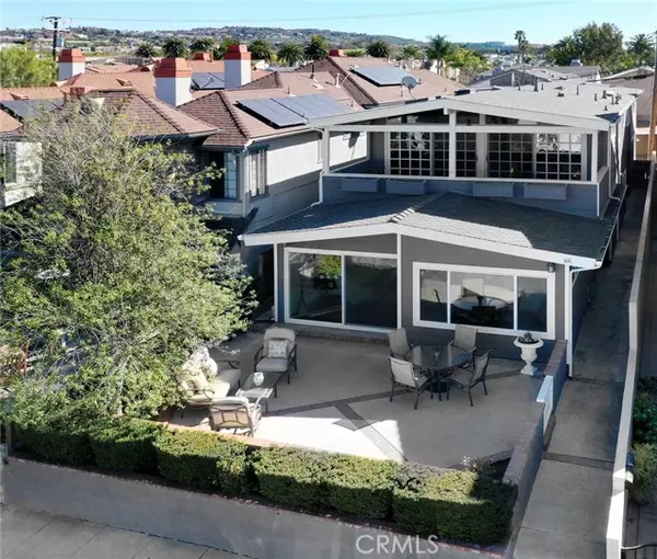 616 Jasmine Avenue, Corona Del Mar, CA 92625