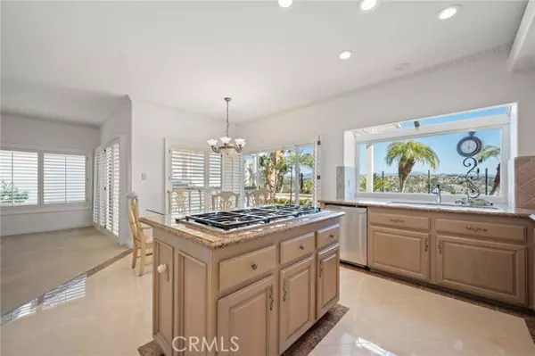 Laguna Niguel, CA 92677,16 Charmony