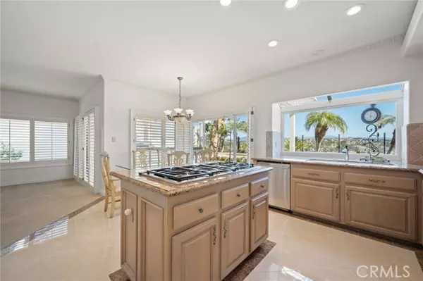 Laguna Niguel, CA 92677,16 Charmony