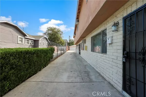 8126 Mountain View Avenue #A, South Gate, CA 90280