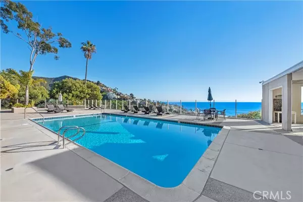 Laguna Beach, CA 92651,21692 Ocean Vista Drive #C