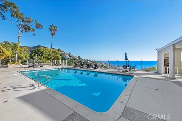 Laguna Beach, CA 92651,21692 Ocean Vista Drive #C