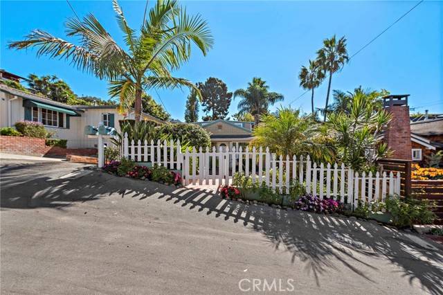 355 Pearl Street, Laguna Beach, CA 92651