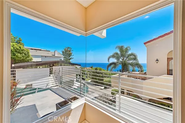 Laguna Beach, CA 92651,362 Pinecrest Drive