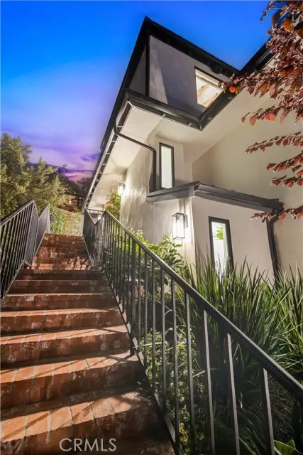 680 Temple Hills Drive, Laguna Beach, CA 92651