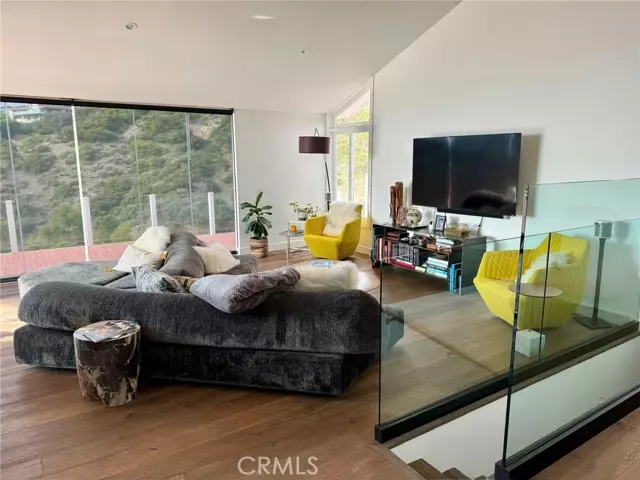 Laguna Beach, CA 92651,343 Emerald