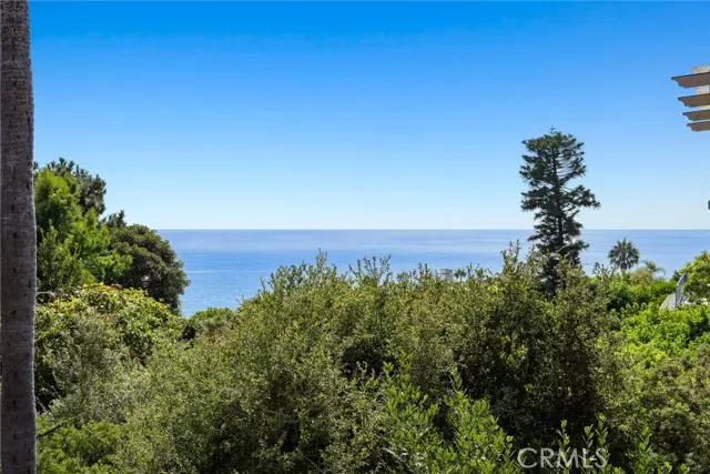 Laguna Beach, CA 92651,31402 Ocean View Street