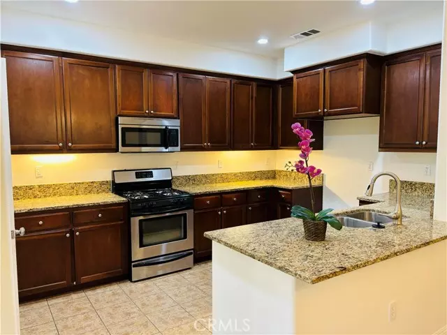 Corona, CA 92878,440 Amargosa Way