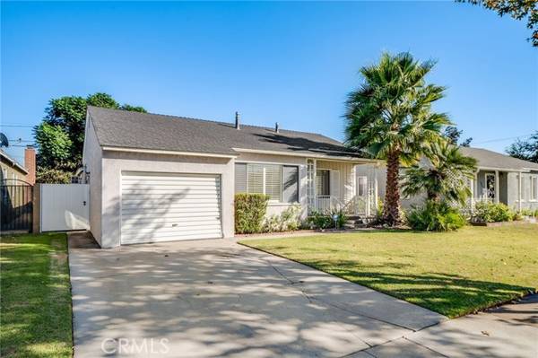 5406 Pepperwood Avenue, Lakewood, CA 90712